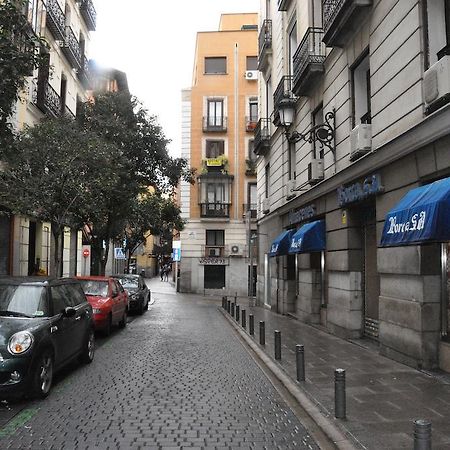 Hostal Los Arcos Madrid Exterior photo